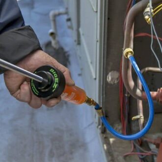 Spectroline BigEZ UV Leak Detection Complete Kit with fluorescent dye and UV lamp for air conditioning and refrigeration systems.