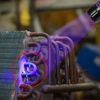 Spectroline BigEZ UV Leak Detection Complete Kit with fluorescent dye and UV lamp for air conditioning and refrigeration systems.